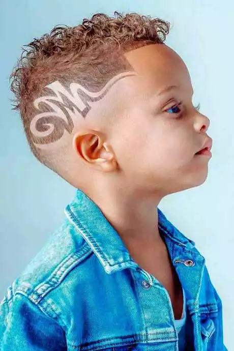 Barn svarta frisyrer
