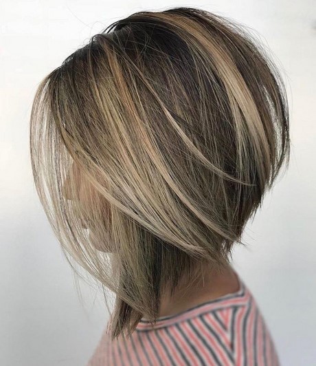 Mörk blond hår färger 2019