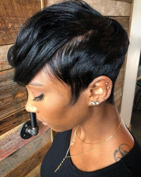 Korta hårklippningar för svarta kvinnor 2021