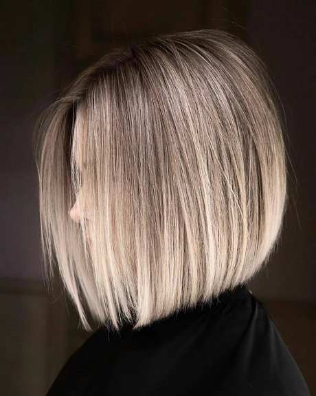 Trendiga korta hårklippningar 2021