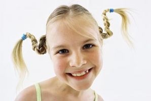 Flätade frisyrer för flickor