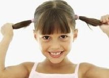 Flätade frisyrer för flickor