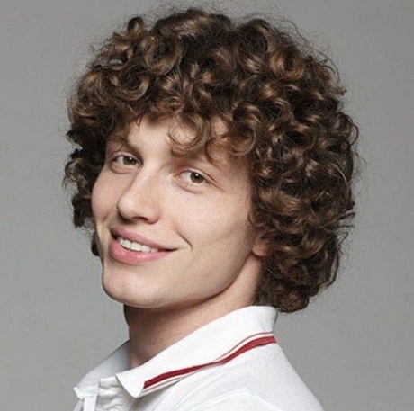 Medium curly frisyrer