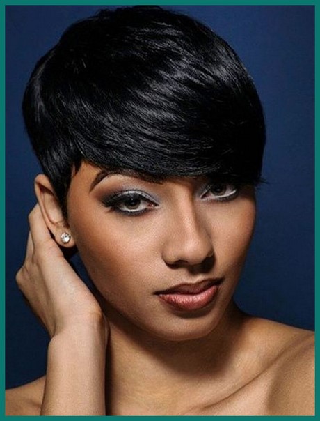 Korta svarta frisyrer för kvinnor 2020