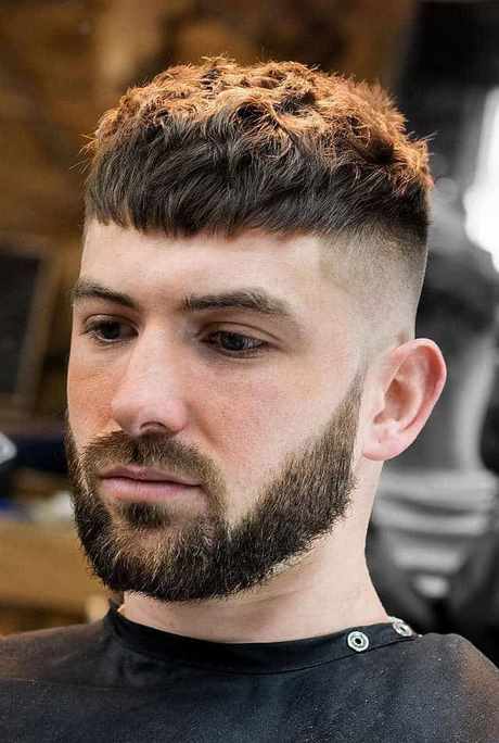 Korta frisyrer för män 2022