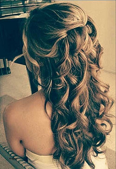 Prom curly frisyrer