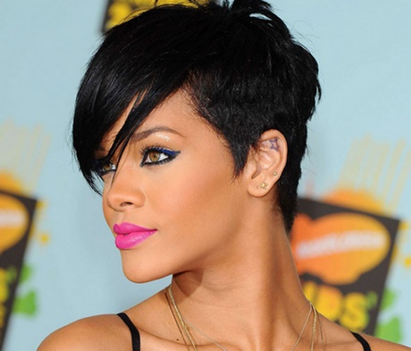 Rihannas nya frisyr