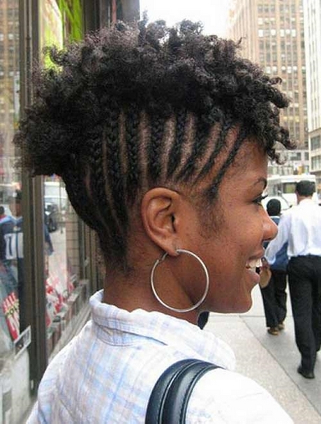 Flätade frisyrer för naturligt hår