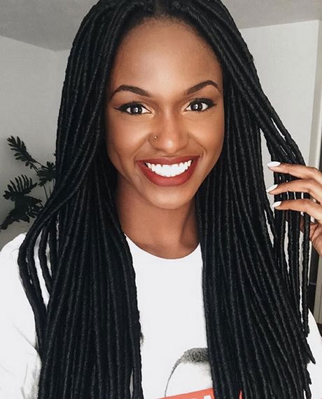 Flätor frisyrer för svarta kvinnor