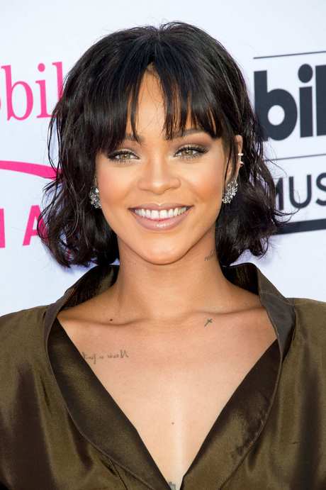 Rihanna korta frisyrer