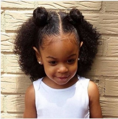 Söta frisyrer för små svarta tjejer