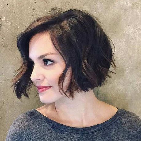 Söta korta hårklippningar för 2019