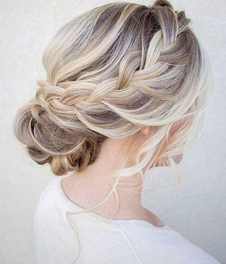 Wedding updos för medellångt hår