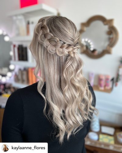 Prom frisyrer updos 2022