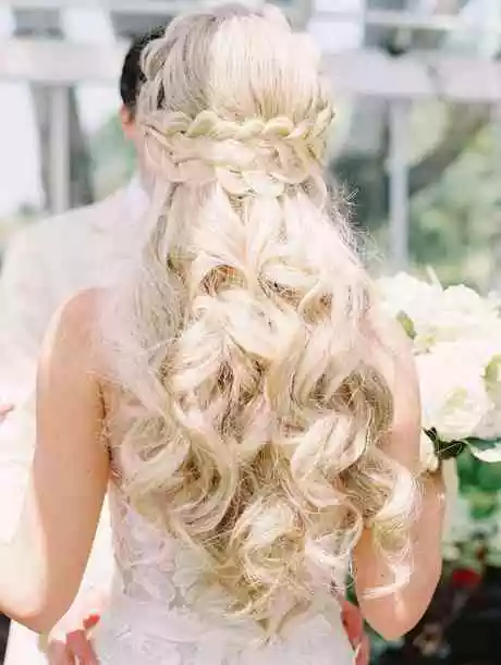 Bröllop frisyrer för långt hår