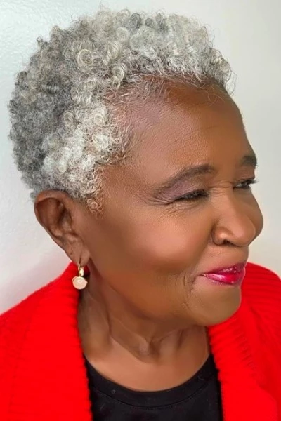 Frisyrer för svarta kvinnor över 50