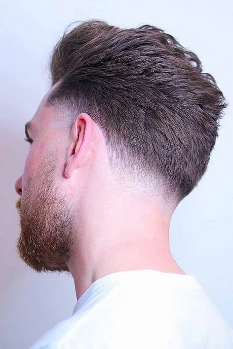 Korta frisyrer från baksidan