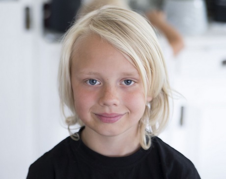 Frisyr pojke 6 år