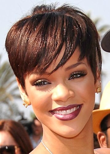 Rihanna frisyr