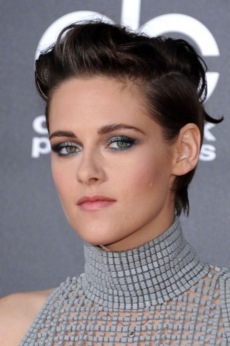 Nedskärningar kvinna, kort