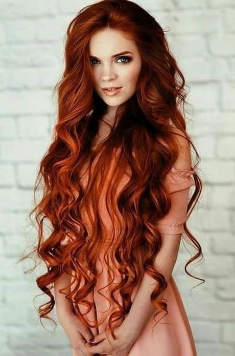Rött hår långt