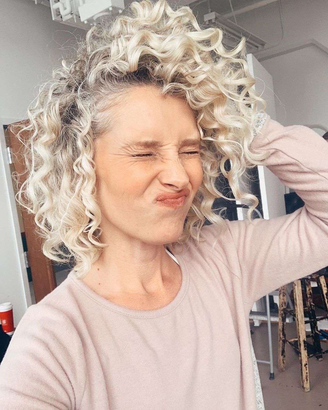 Curly bob frisyrer 2020