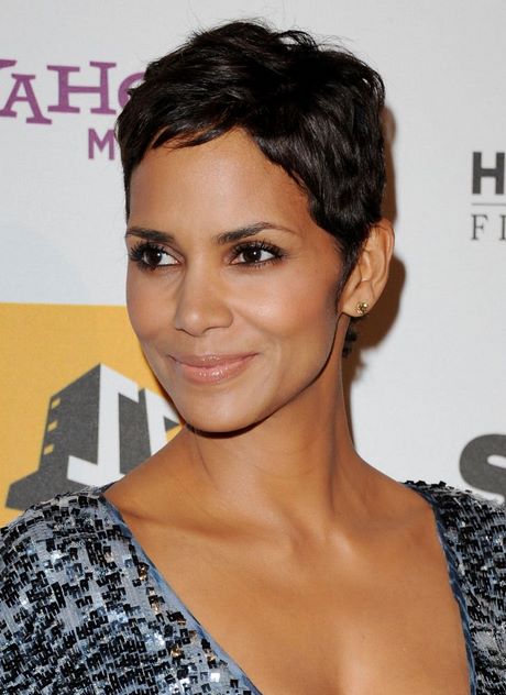 Halle berry korta frisyrer