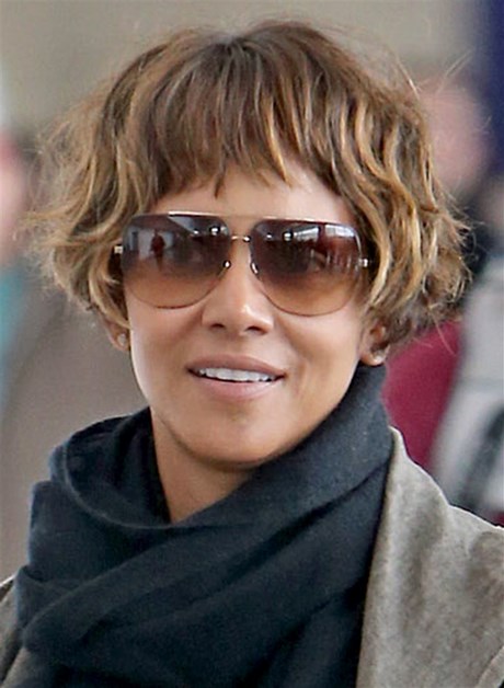 Halle berry korta frisyrer