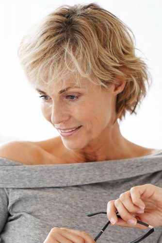 Korta frisyrer kvinnor över 60