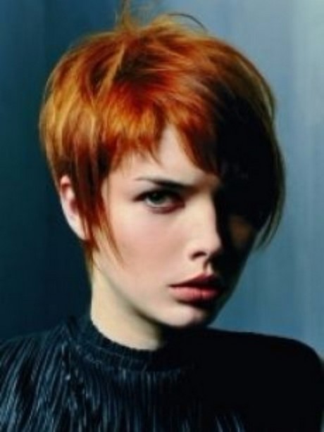 Korta hårklippningar för redheads