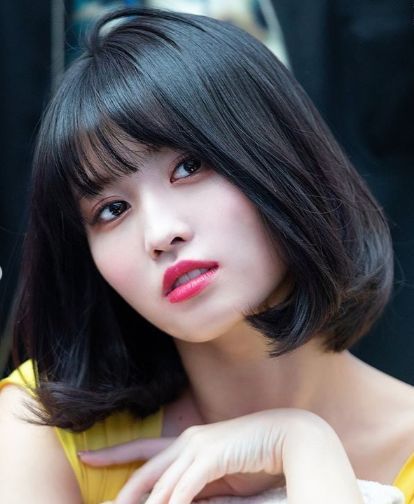 Koreanska kort frisyr för kvinnor