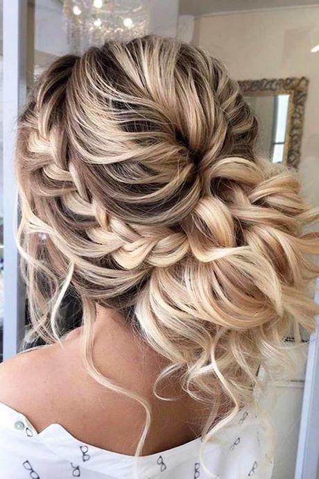 Prom frisyr updos