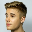 Bieber frisyr