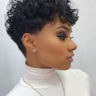 Kort hår för svarta kvinnor 2021