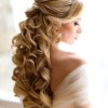 Curly bröllop frisyrer för långt hår